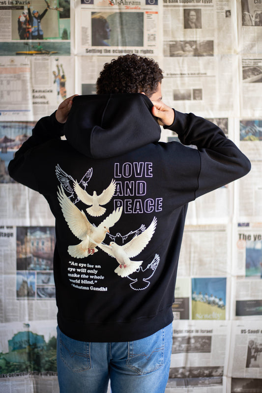 PEACE AND LOVE BLACK HOODIE